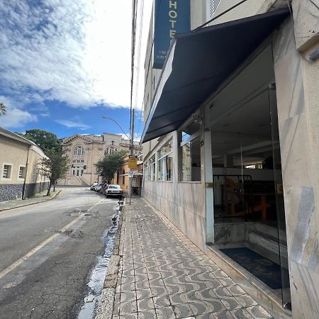 Hotel Thermas Da Mantiqueira - Pocos De Caldas - De Frente Para A Praca Central E Relogio Floral 외부 사진