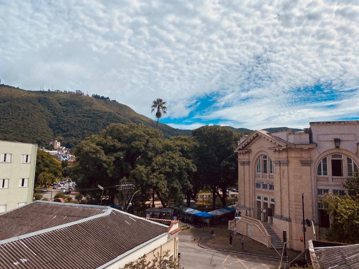 Hotel Thermas Da Mantiqueira - Pocos De Caldas - De Frente Para A Praca Central E Relogio Floral 외부 사진
